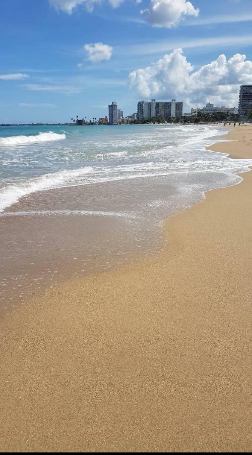 Апартаменти Beach Front Apt Isla Verde 2 Сан-Хуан Екстер'єр фото